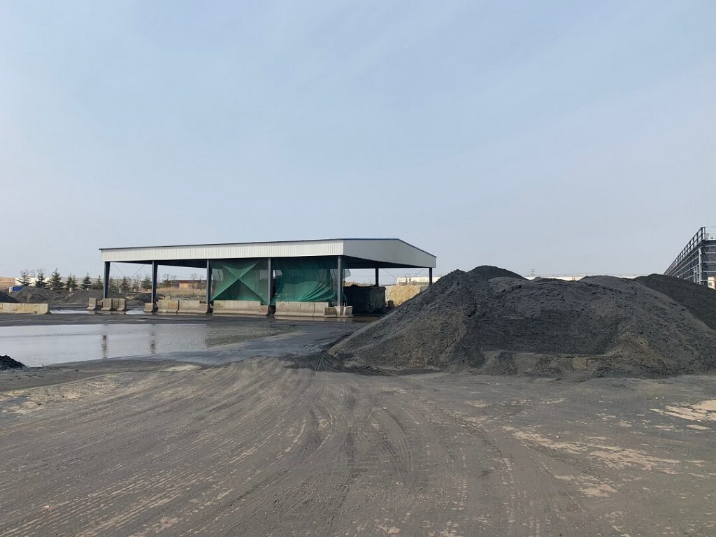 SOBRE NOSOTROS -5-Chromite sand-Sicheng Abrasives SICHENG-CHROMITE-SAND-ORE-PIC-1024x768